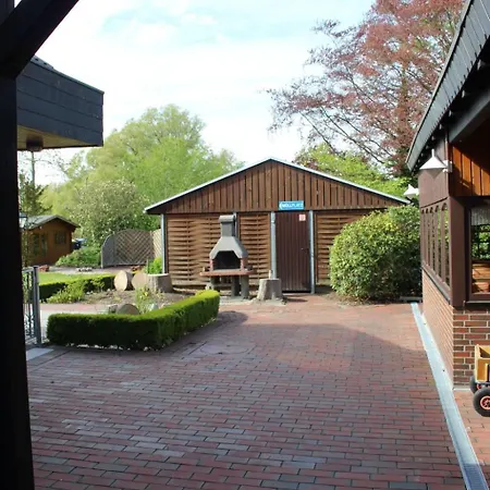 Geraeumige In Mit Grill- Garten Und Pool By Interhome *