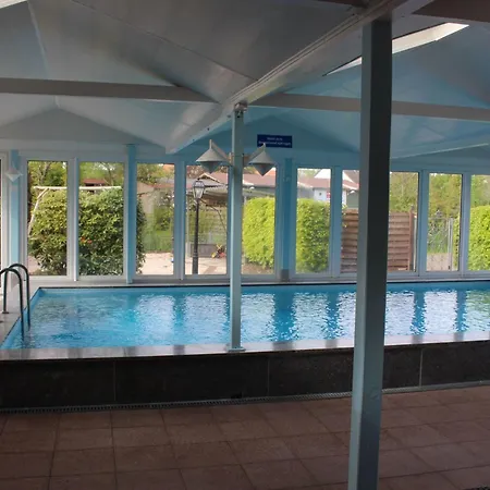 Апартаменты Geraeumige In Mit Grill- Garten Und Pool By Interhome Бурхафе