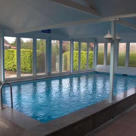 Geraeumige In Mit Grill- Garten Und Pool By Interhome Апартаменты